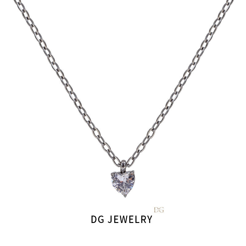 Wholesale European and American Fashion, Simple and High-end, Niche Stainless Steel Heart Shaped Zircon Inlaid Necklaces